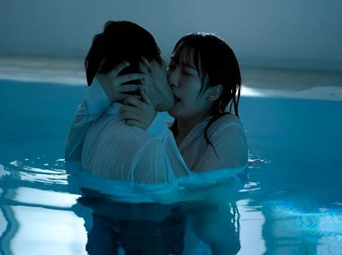 반장과 함께 수영장에 갇혔어요 반장과 함께 수영장에 갇혔어요
