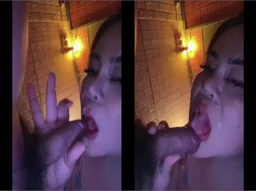 Ho appena succhiato il mio pene e ti ho già eiaculato in faccia Ho appena succhiato il mio pene e ti ho già eiaculato in faccia